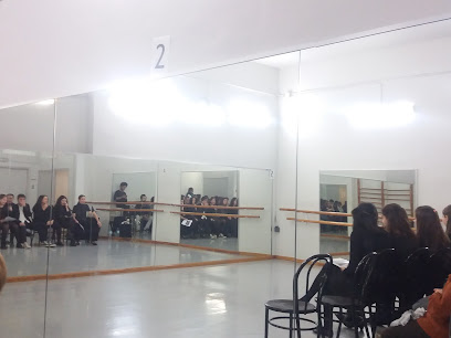 Escuela de baile A ESCENA: pasión y ritmo en cada paso