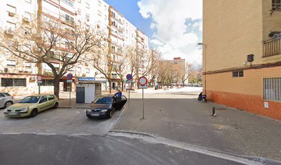 ¡Baila con ritmo en ACADEMIA8TIEMPOS Sevilla!