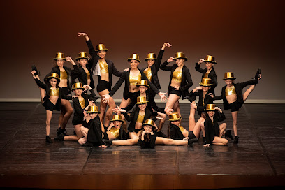 Escuela de baile Andanzas: Pasión y ritmo en movimiento Descubre el ritmo en Academia de Baile ADAGI