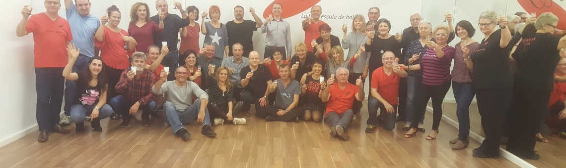 Escuela de baile Amaball: Pasión y ritmo en cada paso