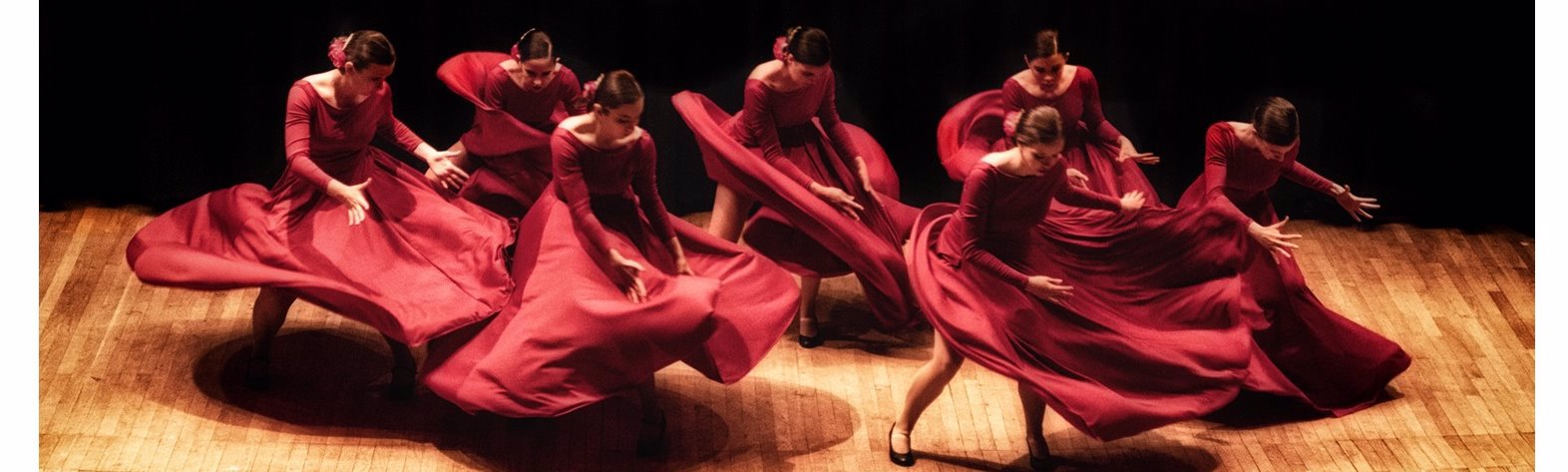 Escuela de baile BEATRIZ LUENGO: pasión y ritmo