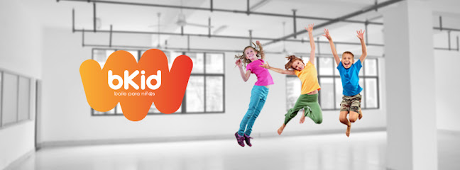 Escuela de baile Andanzas: Pasión y ritmo en movimiento ¡Descubre el ritmo en BKid Mislata!