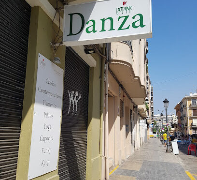 Escuela de baile Andanzas: Pasión y ritmo en movimiento ¡Descubre el ritmo en Botànic Espai de Dansa