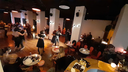 ¡Baila con pasión en Bai Vén Tango Bilbao!