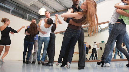 ¡Báilalo Madrid: tu estudio de baile en la capital!