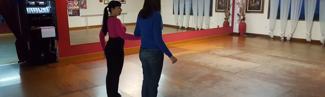 Escuela de baile Bailavigo: Pasión y ritmo en cada paso