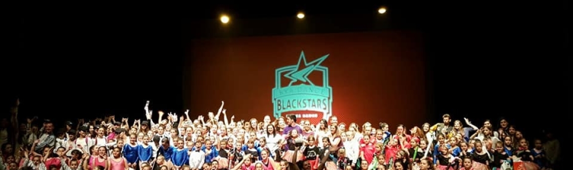 Escuela de baile Blackstars RYA Dance - Pasión por el baile en Blackstars RYA Dance