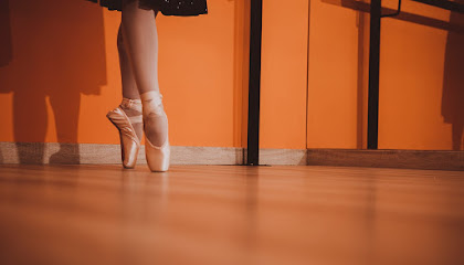 ¡Aprende a bailar con ritmo en Clau de Sol San Juan!