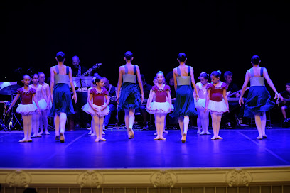 ¡Aprende a bailar y a sentir la música en Ponferrada!
