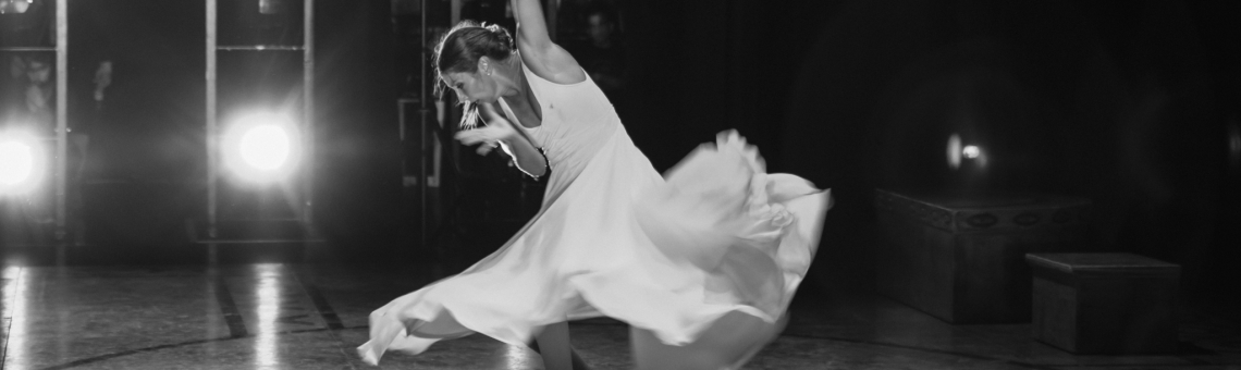 Escuela de baile EiviSalsa: Ritmo y pasión