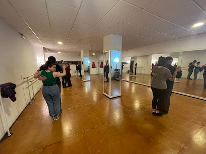¡Aprende a bailar en El Taller