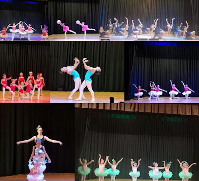 Escuela de baile Andanzas: Pasión y ritmo en movimiento Descubre el arte del baile en Paterna con Elizabeth Lapuente