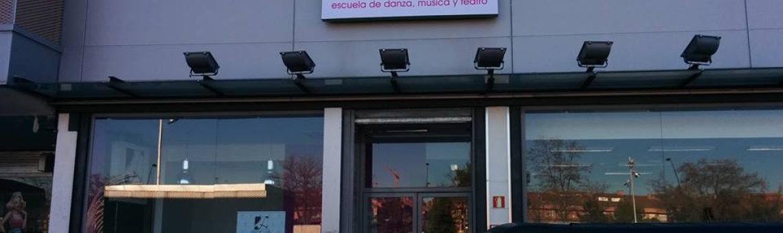 Escuela ArmoníA: Pasión por el baile