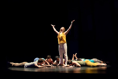 ¡Aprende a bailar en Albacete con Academia Estamos a Tiempo!