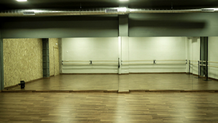 Aprende a bailar con FLOW: la magia de la danza en Alicante