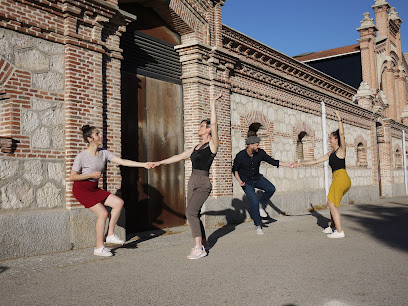 ¡Swing Lab Madrid: tu academia de baile vintage!