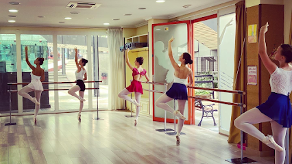 Escuela de baile Andanzas: Pasión y ritmo en movimiento ¡Majadahonda Dance Project C&A: la academia de baile que lo tiene todo!