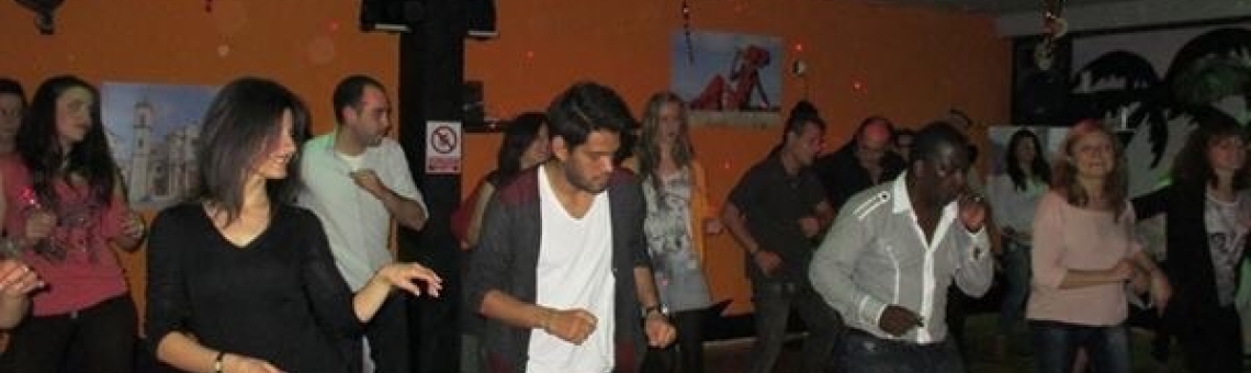 Escuela de baile Mira que Rico: aprende a bailar con pasión