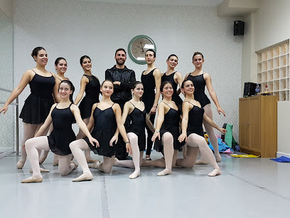 ¡Aprende a bailar con pasión en la Academia Mirko Vullo!