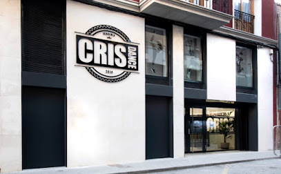 Aprende a bailar con estilo en Cris Dance Yecla