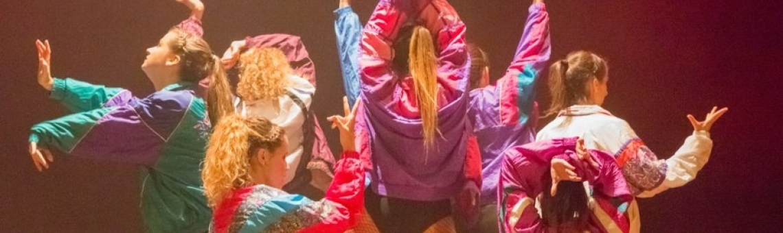 Escuela de baile Nayra M Ruiz: Pasión y ritmo