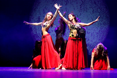 Escuela de baile Andanzas: Pasión y ritmo en movimiento Descubre la magia del baile oriental en San Sebastián