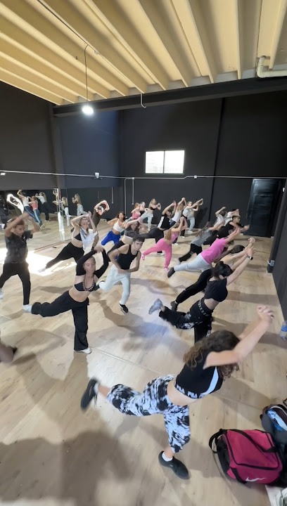 ¡Descubre el ritmo en Rituals Dance Studio Fuenlabrada!
