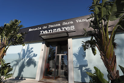 Escuela de baile Andanzas: Pasión y ritmo en movimiento Descubre el arte de bailar en Sara Vázquez Danzares