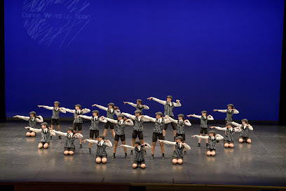 Escuela de baile Andanzas: Pasión y ritmo en movimiento ¡Sácale brillo a tus zapatos en Sadanza