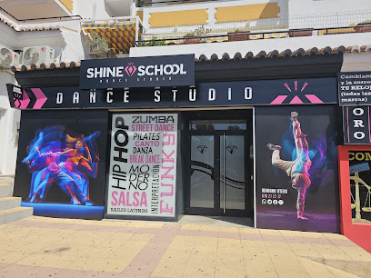 ¡Brilla en la pista con ShineSchool