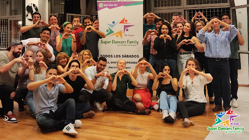 ¡Descubre el ritmo en Super Dancers Family Madrid!
