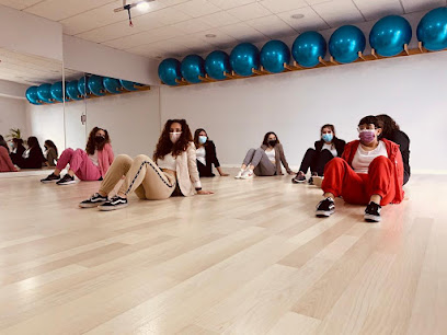 ¡Descubre el ritmo en Urban Dance Tamara Samos!