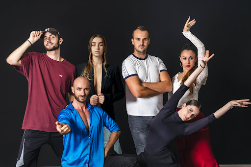 Descubre el arte de bailar en Voila Dance Academy Valencia