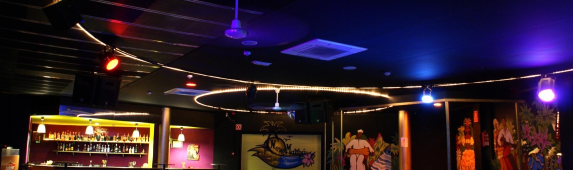 New Malibú en Sant Fruitós de Bages es una sala de baile latina que ofrece clases y eventos de salsa y bachata en un ambiente animado y acogedor.