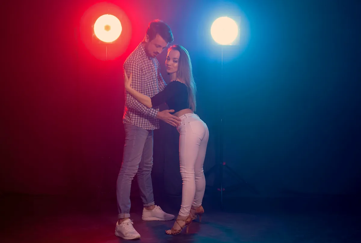 Imagen de Portada de Las 6 Mejores Clases de Salsa y Bachata en San Fernando