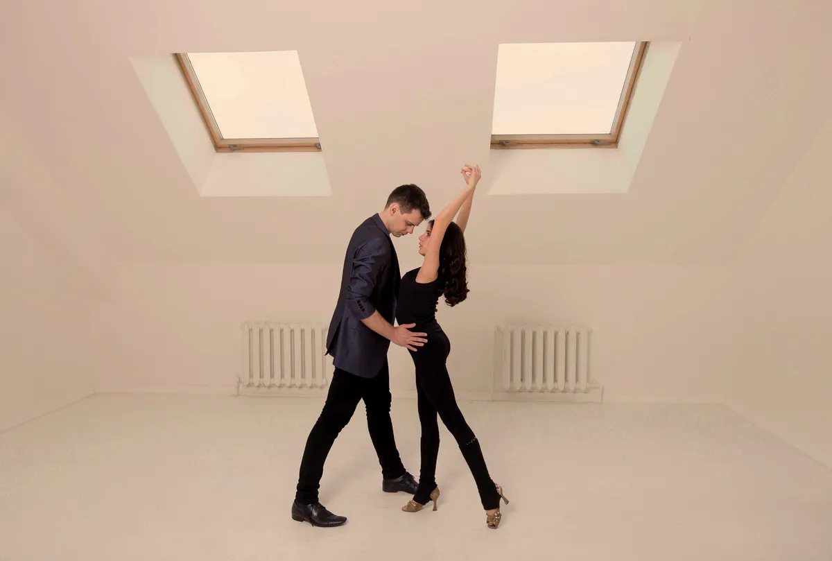 Imagen de Portada de Las 3 Mejores Clases de Salsa y Bachata en La Canonja