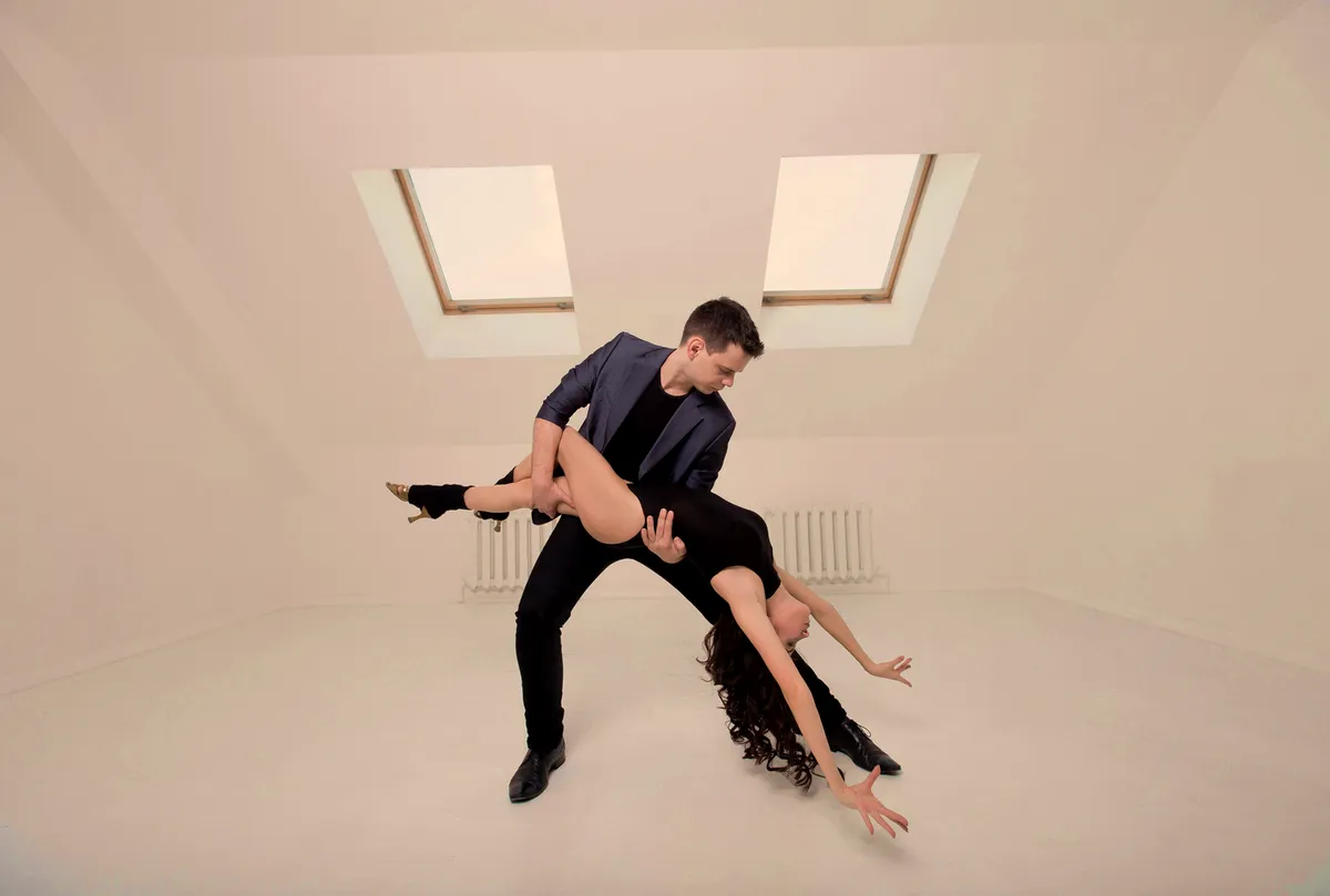 Imagen de Portada de Las 2 Mejores salas donde bailar Salsa y Bachata en Jaén