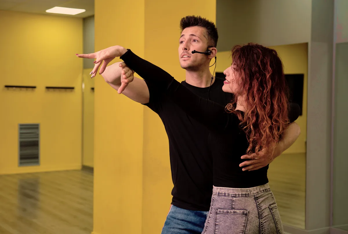 Imagen de Portada de Las 4 Mejores Clases de Salsa y Bachata en La Rioja